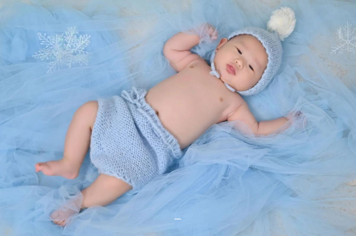 邹平宝宝几个月可以吃饭